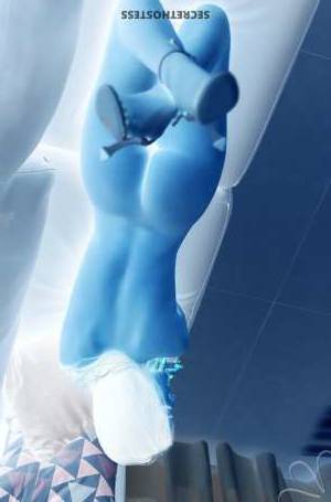 22 year old Escort in Dubai Sensual Indulgence with Nicole Love, Passion, and Relaxation