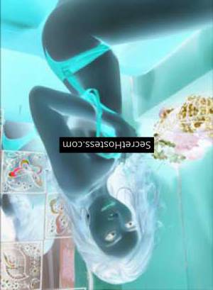 27 Year Old Asian Escort Bangkok Redhead Black eyes - Image 4