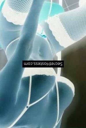 Mixed Race Escort with a Sexy Curvy Body and a Playful  in Attard