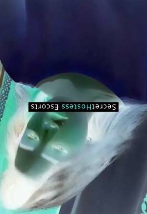 23 year old Pakistani Escort in Muscat Hot Escort
