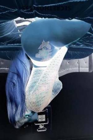 22 year old Cuban Escort in San Marcos TX Sex kitten Talia is a vivacious Cuban beauty ready to rock 