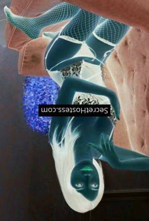 27 year old Caucasian Escort in Kuwait City Experience Heaven on Earth with Tina, a flirtatious 