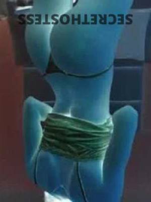 24 year old Escort in Athol Toowoomba Hey, Handsome! Indulge in Wild Romance with Myrna, Your 