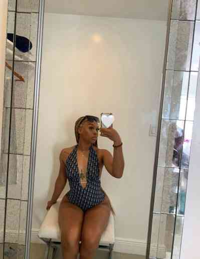 27 year old Escort in Barrow-in-Furness Hey there I'm here for serious Hookup ? ????Bareback,