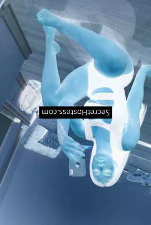 30 year old Mixed Race Escort in Salalah Alexa, Independent
