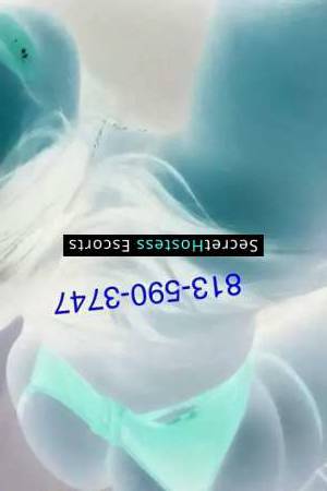 25 year old Escort in Tampa FL Unforgettable Moments with Amina Discreet and Sweet 