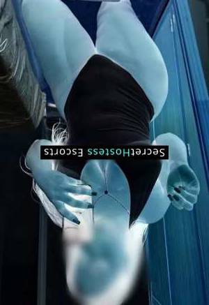 25 year old Colombian Escort in Palma Enchantress Carol Satisfies Your Every Whim