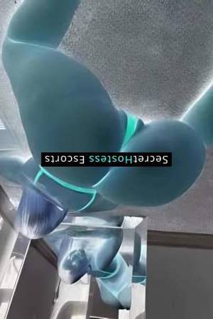 25 year old Latino Escort in Los Angeles CA VIP Latina Escort Your Dreams Come True