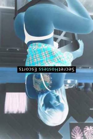 Kris 22Yrs Old Escort 48KG 178CM Tall Split Image - 2