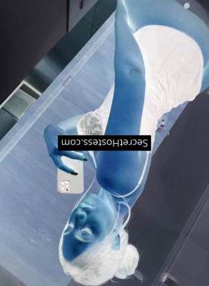 Mika 24Yrs Old Escort 50KG 168CM Tall Tokyo Image - 2