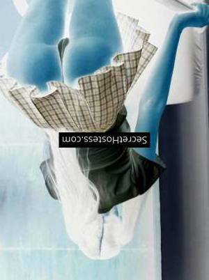 Mika 24Yrs Old Escort 50KG 168CM Tall Tokyo Image - 4