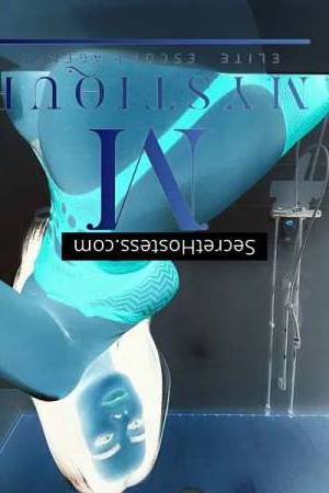 22 year old Caucasian Escort in London Sensual Saunter Nikole's Youthful Energy and Divine 
