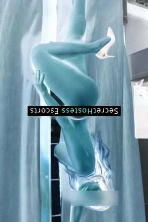 Roxane 30Yrs Old Escort 69KG 170CM Tall Split Image - 5