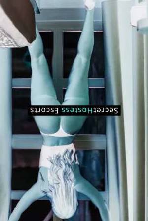 Roxane 30Yrs Old Escort 69KG 170CM Tall Split Image - 8