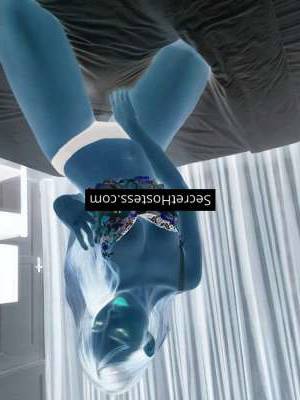 20 year old Asian Escort in Bangkok Escape the mundane and indulge in bliss with Asian escort 