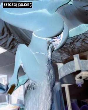 25 year old Escort in Miami FL Unleash Your Passion with Solara, Miami's Youthful 