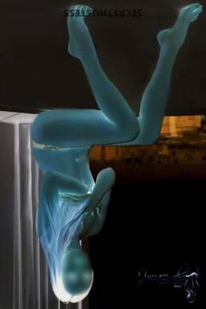 25 year old German Escort in Frankfurt Elevate Your Routine An Unforgettable Escort Experience 