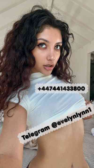 Am available for hookup add my telegram @evelynlynn1 in Lincoln