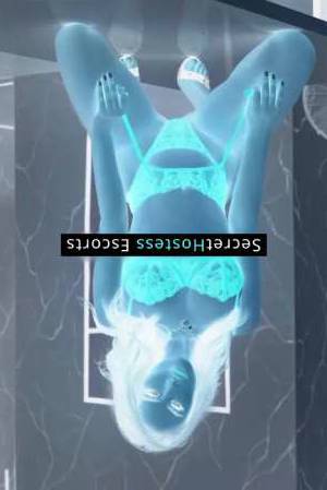 Dina 29Yrs Old Escort 56KG 165CM Tall Budapest Image - 1