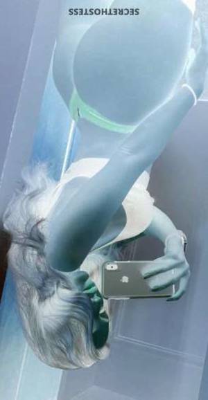 27 year old Escort in Houston TX Unleash Your Desires Hot and Sassy Julie Arrives
