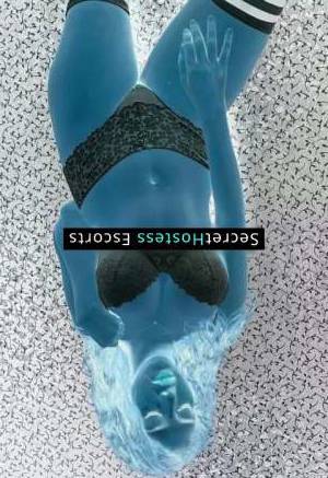 25 year old Romanian Escort in Muscat Experience Delightful Escapes in Muscat with Me