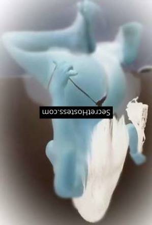 26 year old Latin Escort in Valencia Pamela, Independent