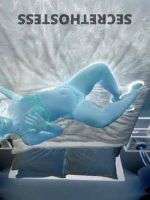 23 year old Asian Escort in Southbank Melbourne Sensual Escort Riley Your To-Go Gal for Passion and Pleasure