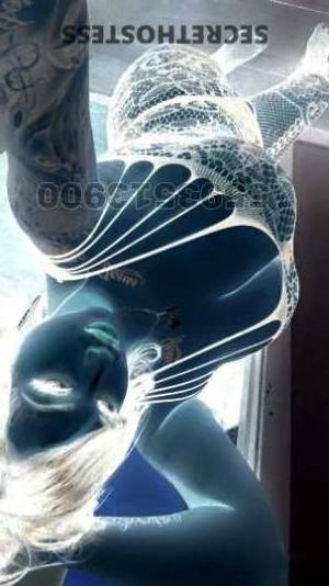 25 year old Escort in Fresno CA Reyna Hot Babe for Wild Night Out or Seduction