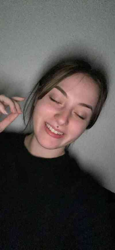 23 year old Escort in Annandale VA I’m down to satisfy your sexual desires??,dm me on 