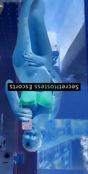 28 year old Escort in Shanghai Candy'sChamber hot African babe for wild ride