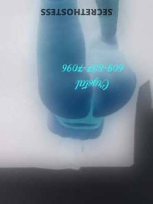 35 year old Latino Escort in Bronx NY Unleash Your Wildest Desires with a Sexy Latina BBW