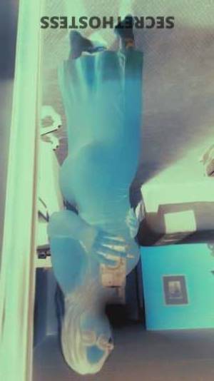 29 year old Escort in Tyler TX Heidi's Birthday Bash Slim & Sexy 29 Year Old 