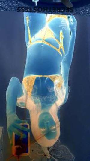 21 year old Escort in Bakersfield CA Sweet & Playful Rose Your Tempting Treat in Bakersfield