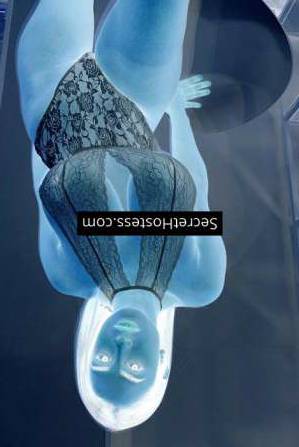 23 year old Hispanic Escort in Fuengirola Samanta Your Perfect Companion