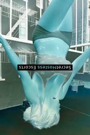25 year old Escort in Abhā Enchanting Ebony Beauty - Ready for Your Entrancing 