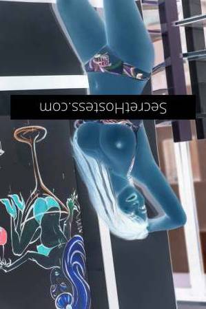 19 year old Japanese Escort in Mackay Lily Delightful Japanese Uni Student Escort