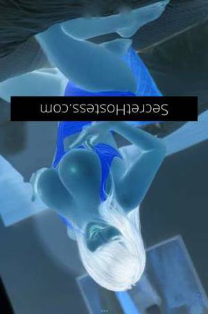 Sensual Japanese Babe for you in Cairns