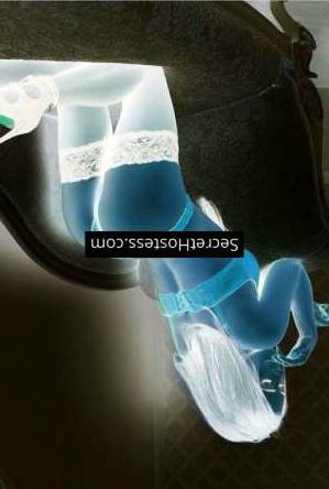 23 year old Caucasian Escort in Jeddah Unforgettable Indulgence with Eva Captivating Babe from 