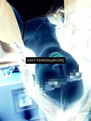Mandy, Agency 29 year old Escort in Makati