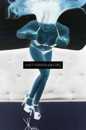 23 year old Escort in Perth Anal queen stunning escort