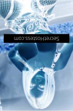 20 year old Asian Escort in Brisbane Wendy's tiresome treat curvy, busty Asian babe