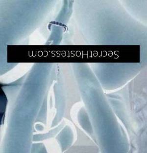 22 year old Indonesian Escort in Unley Adelaide SKYLA Heat Up Your Winter with Mesmerizing Pleasure