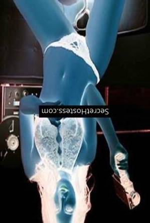 32 year old Asian Escort in Indore Adhika Jain, Agency