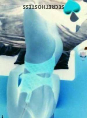 26 year old Escort in Buffalo NY Petite Erika Two Girls, Three Ways, Tonight Only