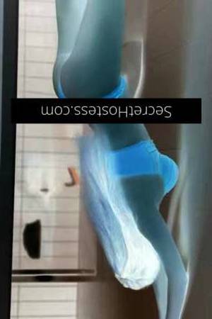 0 year old Escort in Hobart petite C cup hottie Eva, can't wait to play