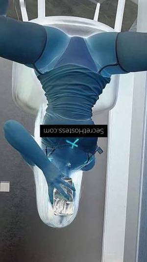 22 year old Escort in Melbourne Juicy Ass Queenie Good GFE