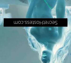 21 year old Escort in Slacks Creek Brisbane Pamper Yourself with Unforgettable SensualityMixed-Race 