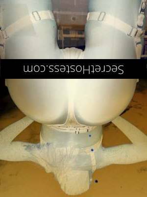 22 year old European Escort in Townsville Experience Blissful Delights with a Captivating Blonde - 