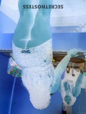 23 year old Escort in Memphis TN Unforgettable Fun with Flirty Elle