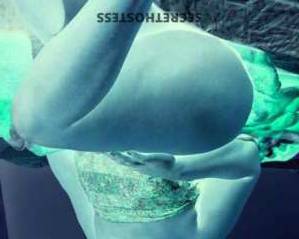 29 year old Escort in Staten Island NY Leg Magic